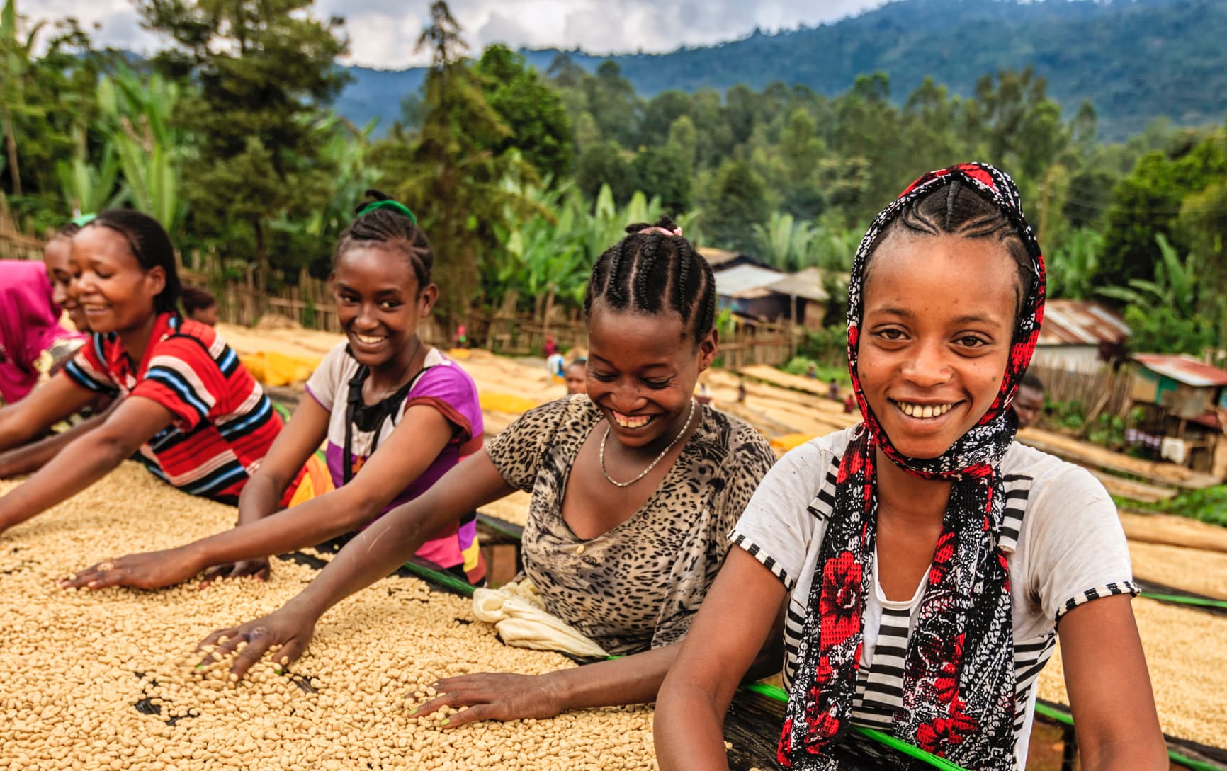 WE SUPPORT LOCAL AND SUSTAINABLE BUSINESSES